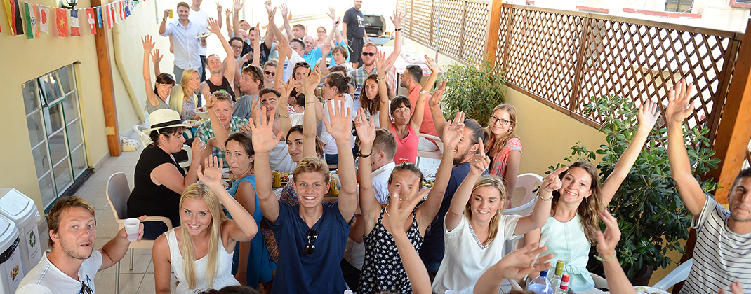 Stogo terasa ir baseinas