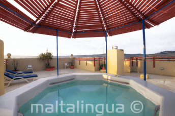 Lauko sūkurinė vonia