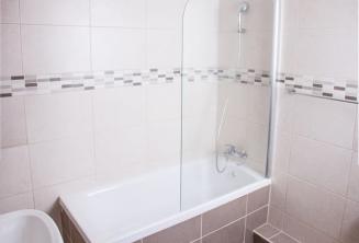 Mokyklos buto vonios kambarys St Julians